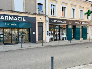 Photo n°2 de Cabine Téléconsultation Médecin Tessan à Carmaux (Pneumologue)