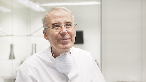 Clínica Dental Dr. Cerezuela