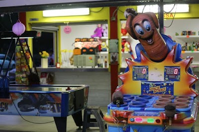 Photos of PARCO GIOCHI CAVALLINO ROSSO
