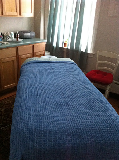 Women's Massage Therapy - Thumbnail