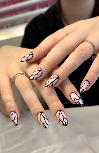 Sassy Licorne Nails Worthing