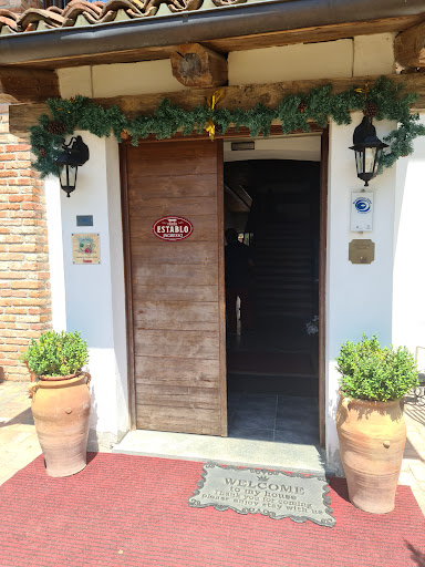 Establo - Visual