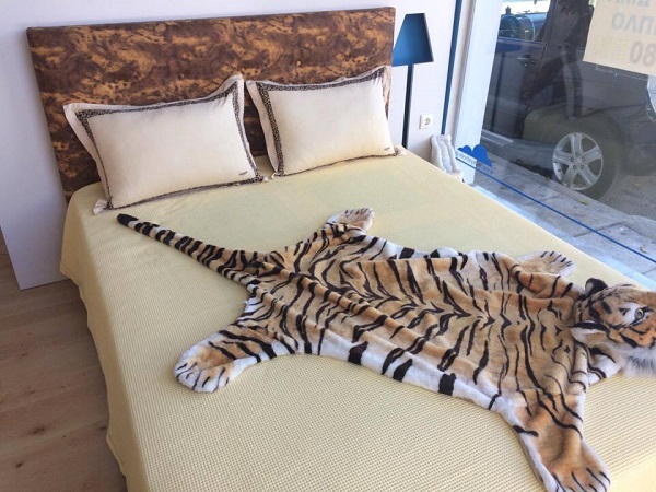 VICKYSTROM, Στρώματα Ίλιον - Κατάστημα