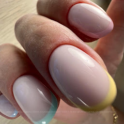 Photo n°2 de Nina studio nail art à Le Cannet (Salon de manucure)