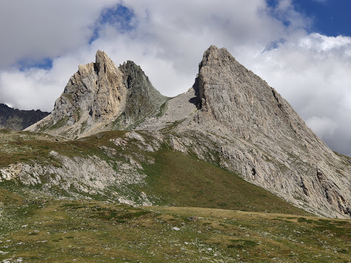 Pyramides Calcaires - Thumbnail