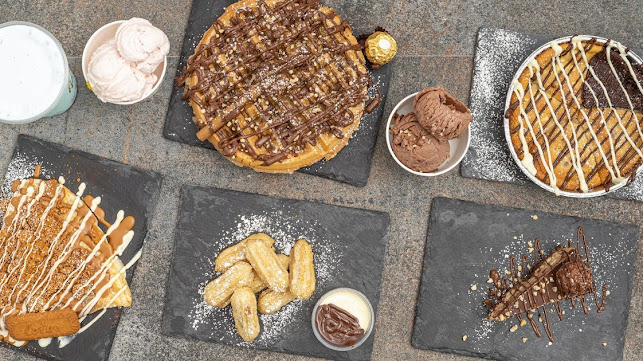 DZRT Canary Wharf | Desserts, Milkshakes, Waffles, Crepes, Gelato, Cakes