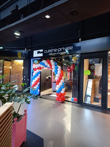 Cuisine Privee Usines Center
