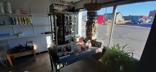 saylor hardware - Visual