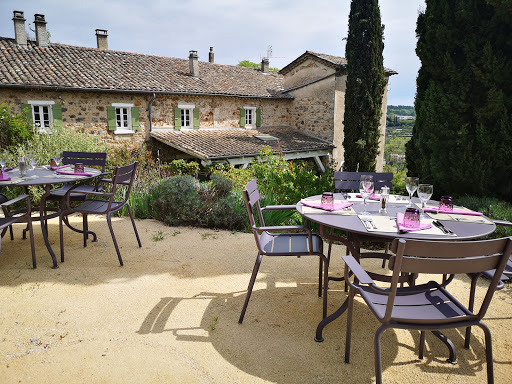 Photo de Le Domaine du Mas de la Madeleine Restaurant et Gites de charme en Ardèche à Chassiers (07110)