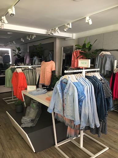 CECIL Partner Store Forchheim - Thumbnail