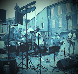 Photo n°12 de Bistrot le Moderne By Fred à Eyguières (Bar lounge)