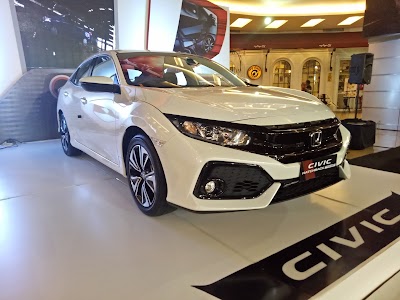 car-dealer