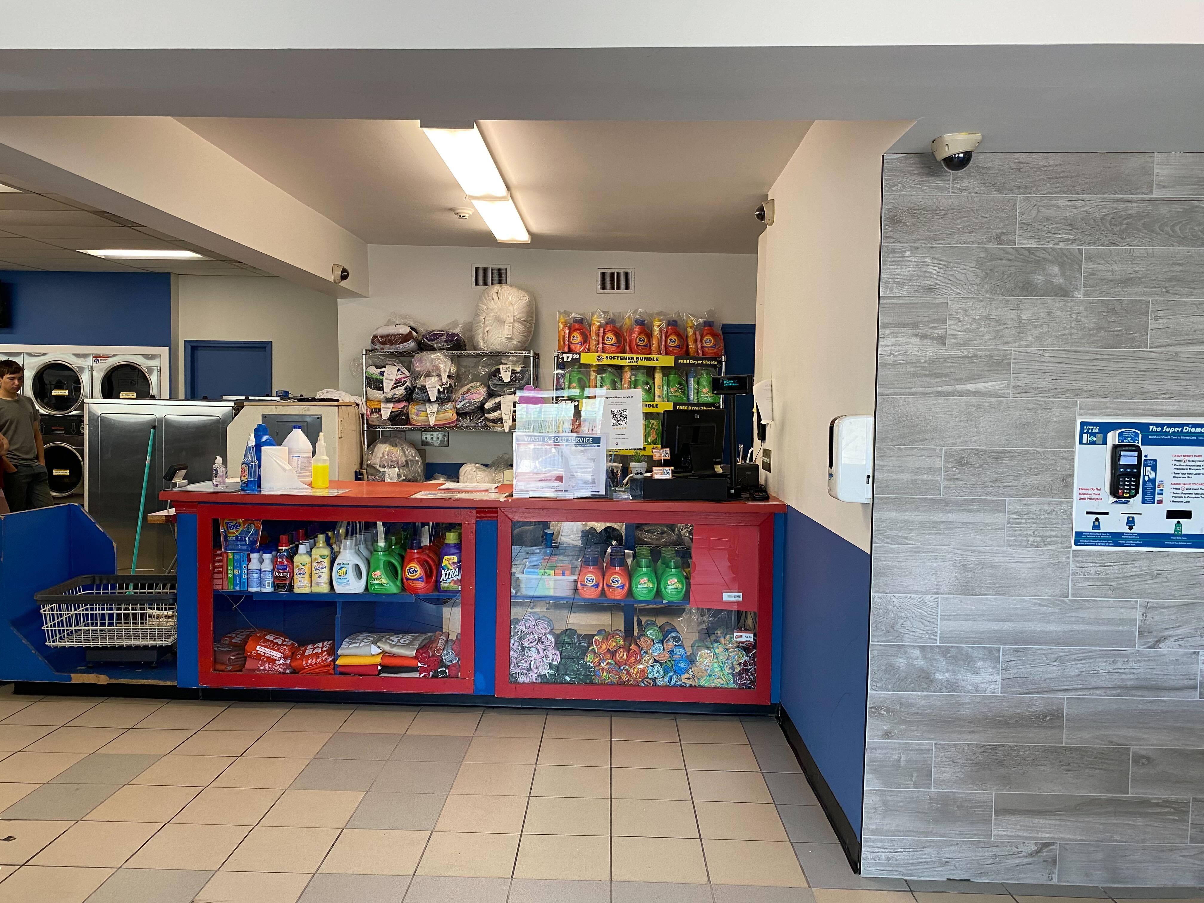 Laundromax storefront and entrance in Attleboro