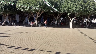 Photos of caf&eacute;teria de courrefour