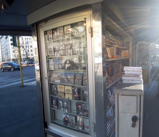 Edicola libri remainders - Thumbnail