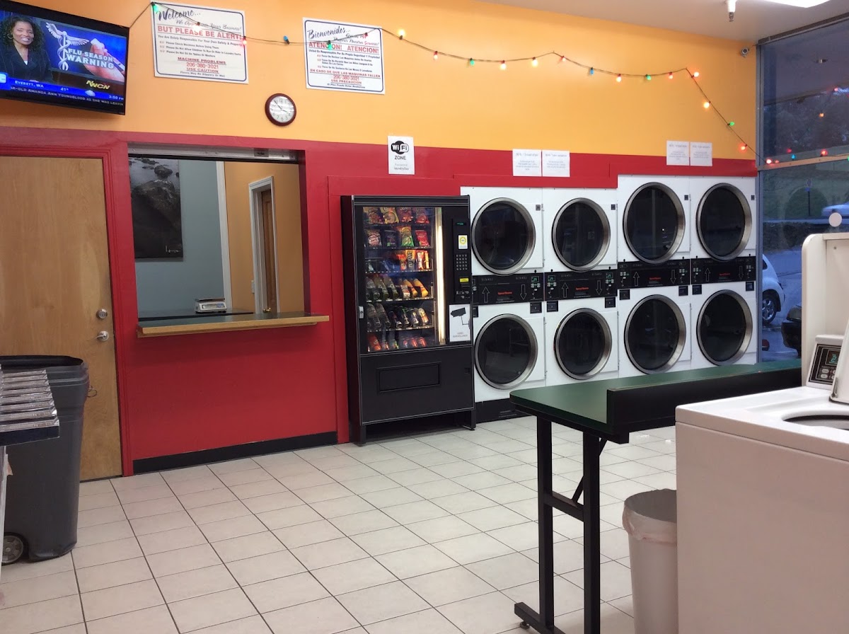 Azteca Lavanderia storefront and entrance in Seattle