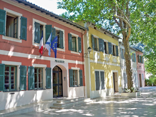 Photo de Maison des Seniors à Saint-André-de-la-Roche (06730)