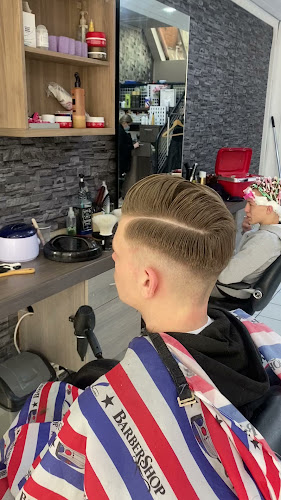 Beoordelingen van Kapsalon Top style Wilrijk in Antwerpen - Kapper