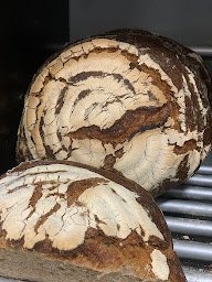 Photo n°17 de Maison Petersen à Montcuq-en-Quercy-Blanc (Boulangerie)