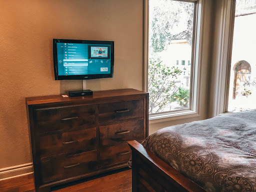 ICHOS Audio Visual - Visual