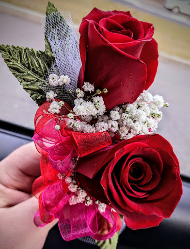East Meadow Florist - Thumbnail