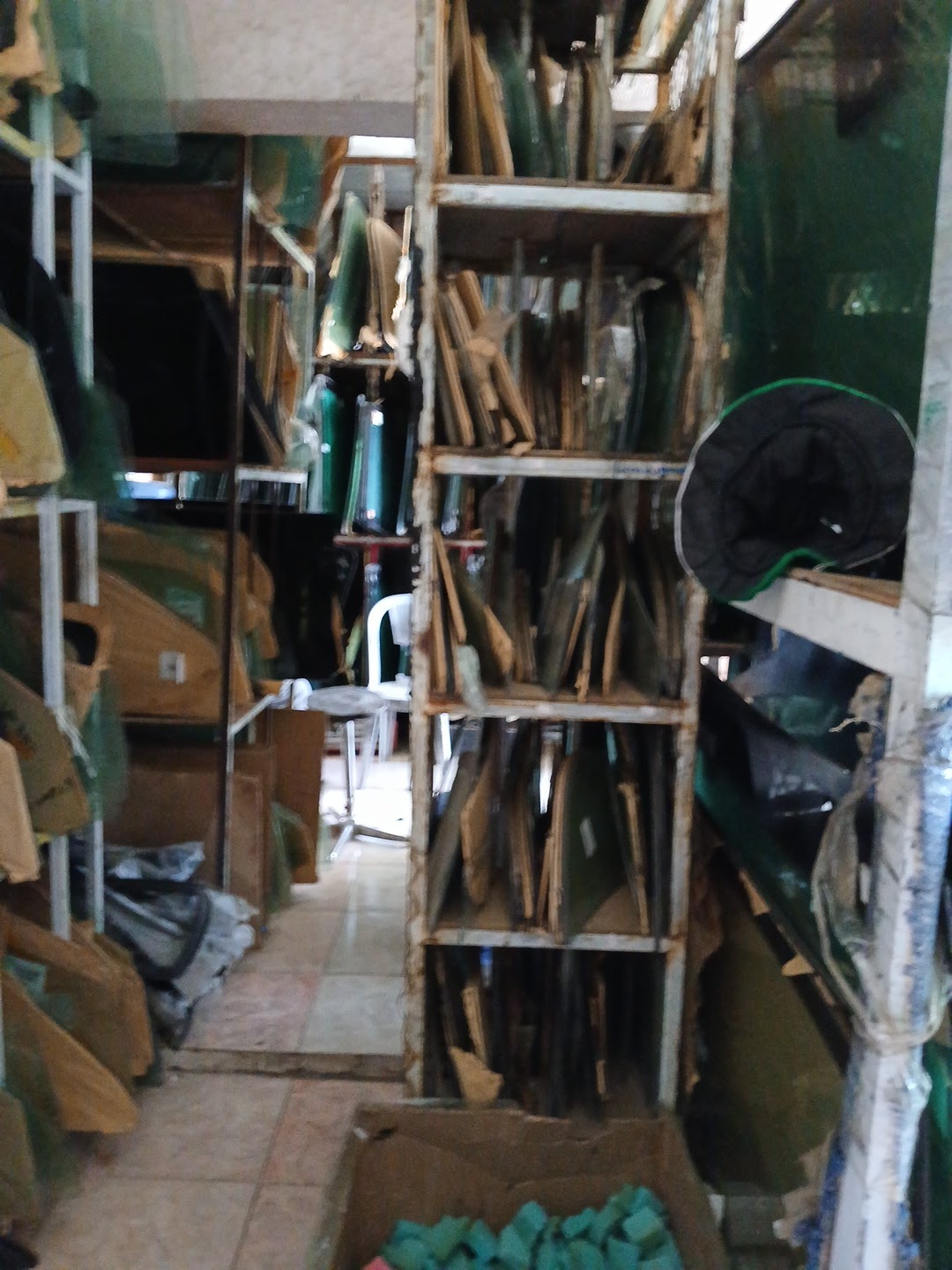 الصیاح المحترف لزجاج السیارات - صورة 2