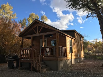 Pine Creek Cabins Resort