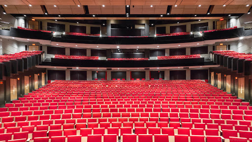 Salle Albert-Rousseau