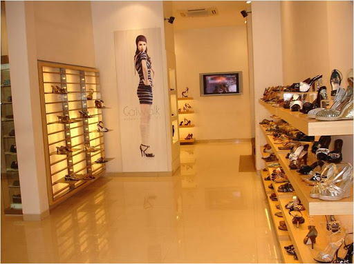SHOEWORLD BOUTIQUE - Thumbnail