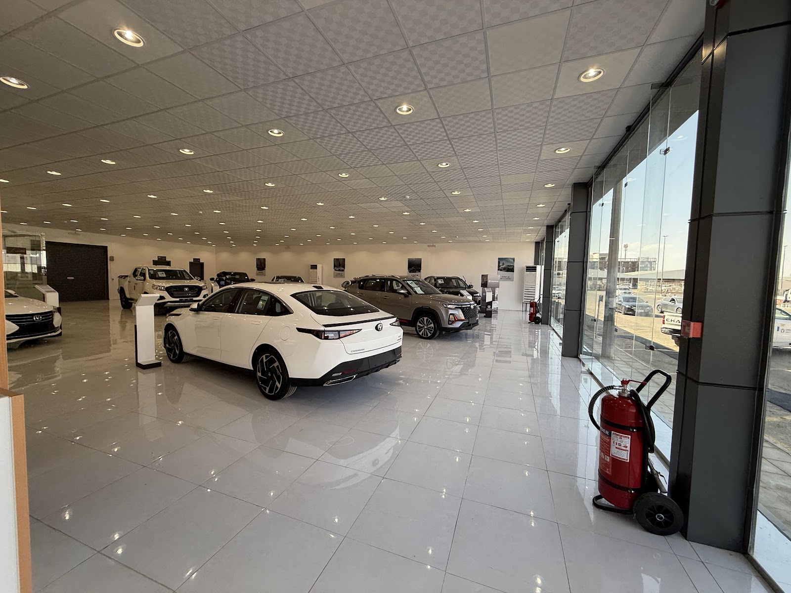 شركة الكثيرى للسيارات ( موزع معتمد) - صورة 2