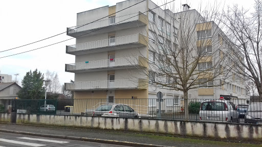 Photo de EHPAD Henry Dunant Croix-Rouge française à Rouziers-de-Touraine (37360)