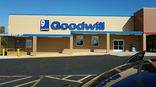 Goodwill Clinton - Visual
