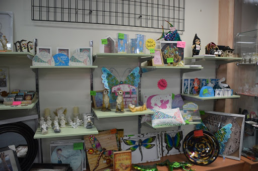 Lifeline Shop Maryborough - Thumbnail