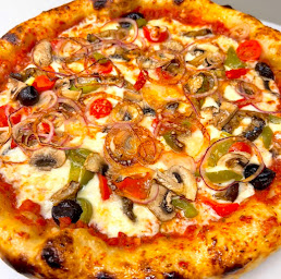 Photo n°15 de Pizzoli - Pizzeria itinérante à Villette-lès-Arbois (Pizzas à emporter)