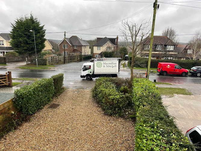 Macmillan&Mitchell Ltd