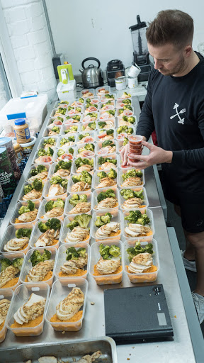 Clean Eats Kitchen - Visual