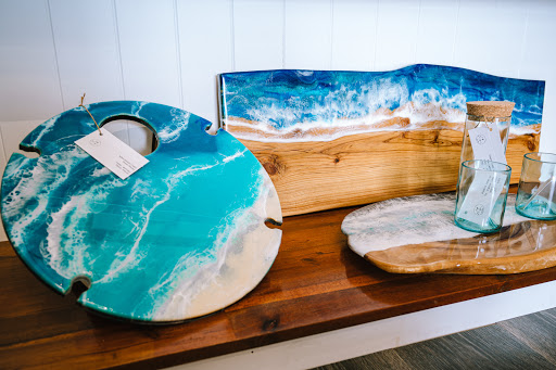 KH Designs Studio - Resin Art