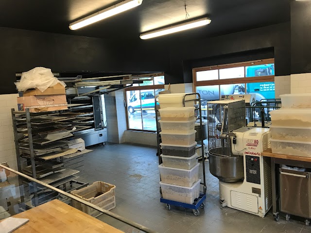 Lokalbäckerei BrotZeit - Brotbackstube