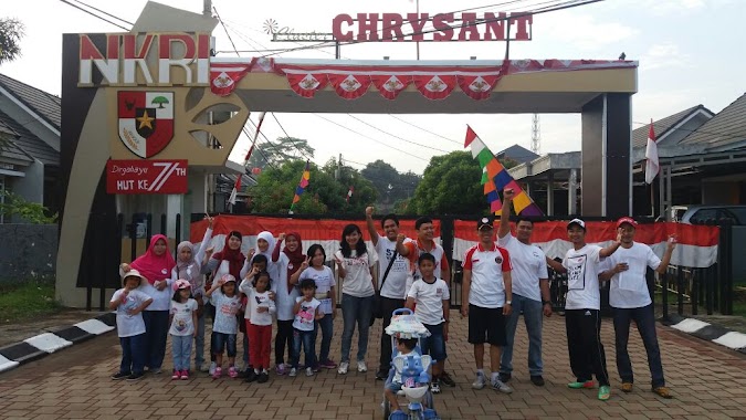 Cluster Chrysant, Metland Cileungsi, Author: Widodo Gunawan