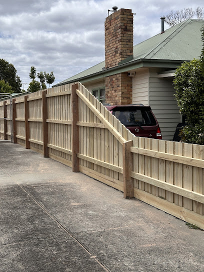 Intigrowfenceconstruction