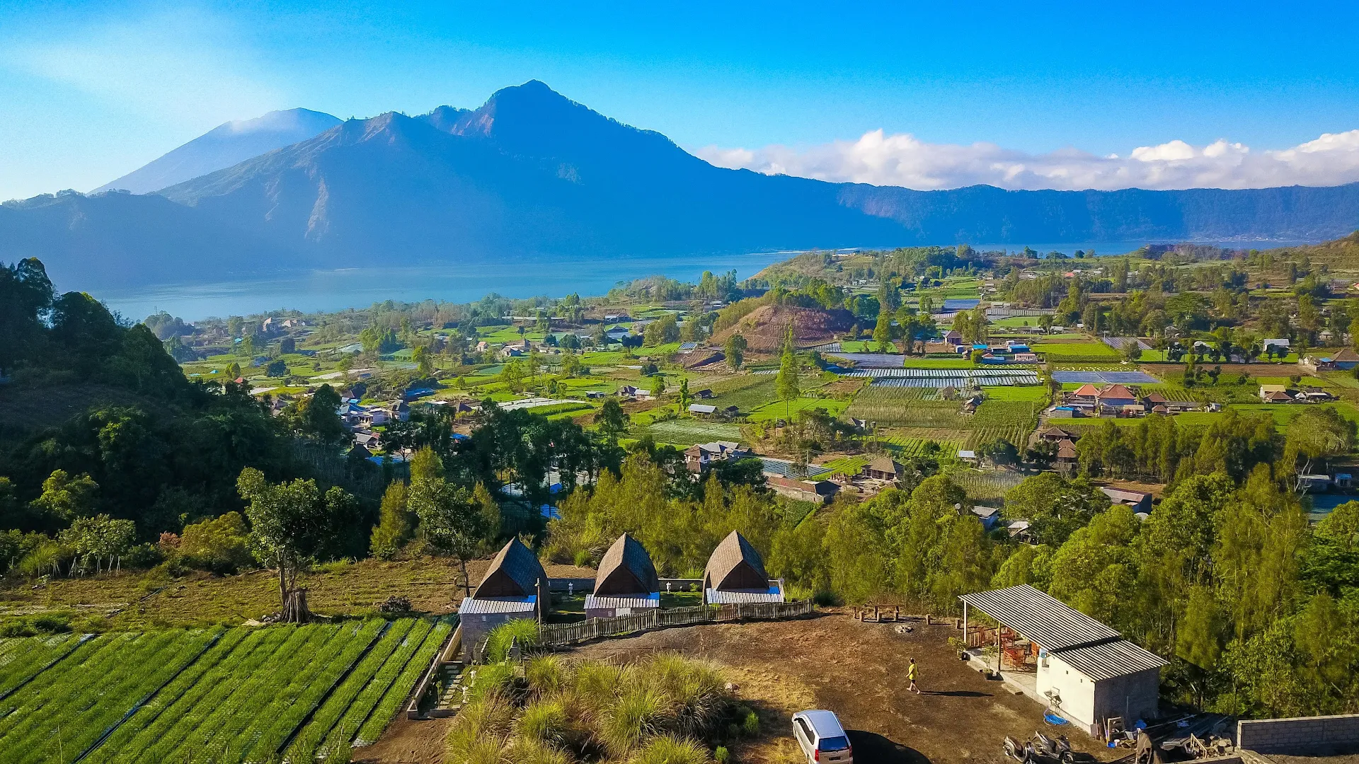 ALAM BALI LAKE VIEW