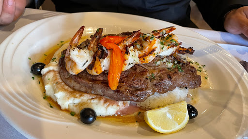 Riverview Restaurant at the Hudson Portuguese Club - Thumbnail
