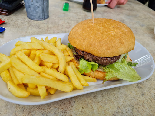 STUMBERGERS CURRY Weinterrasse-Grill-Biergarten-Cafe - Thumbnail