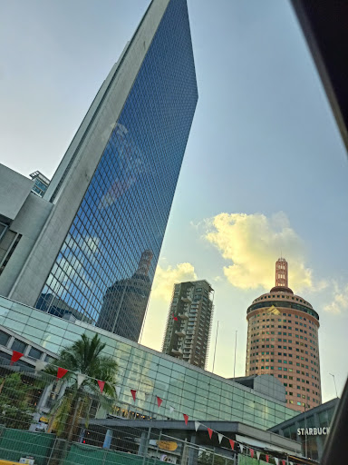 United Square Office