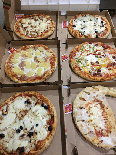 Photo 3 - Top Pizza