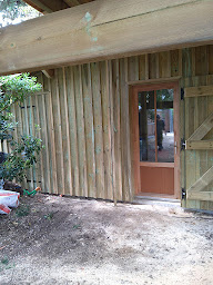 Photo n°7 de MCCB - Merial Charly Créations Bois - Arès - Lège-Cap-Ferret à Arès (Constructeur d'abris de jardin)