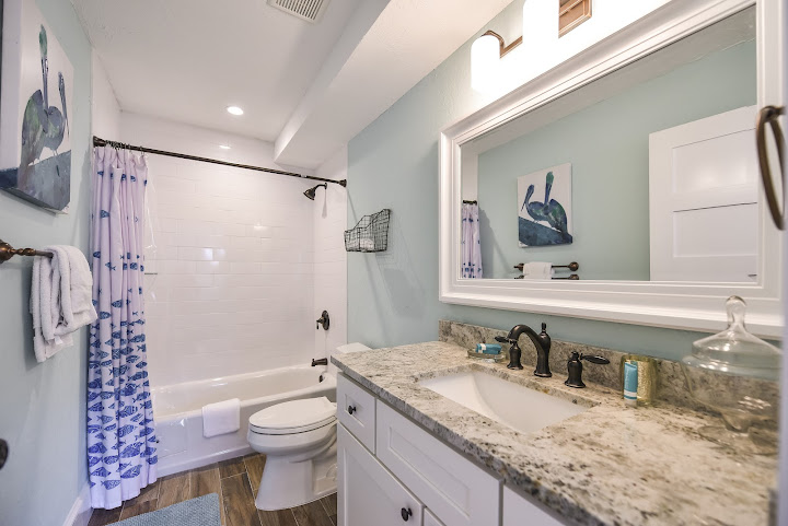 Tropical Breeze Resort by null