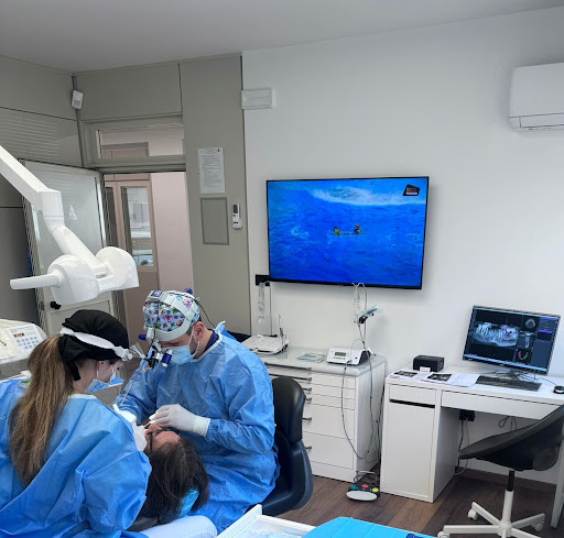 Studio Dentistico Dott. Andrea De Benedictis - Thumbnail