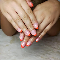 Photo n°26 de Au Vernis Sage à Dunkerque (Salon de manucure)