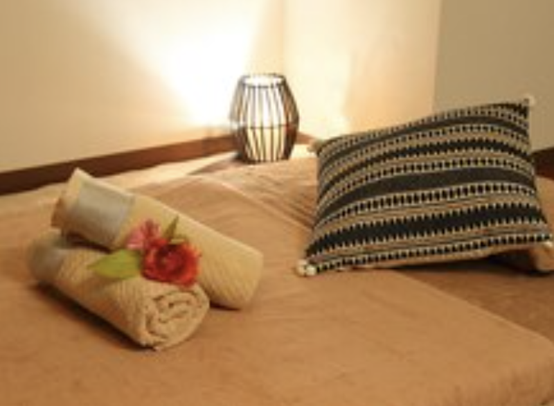 花の色 Hanayiro リラクゼーション 京都河原町 リンパマッサージ